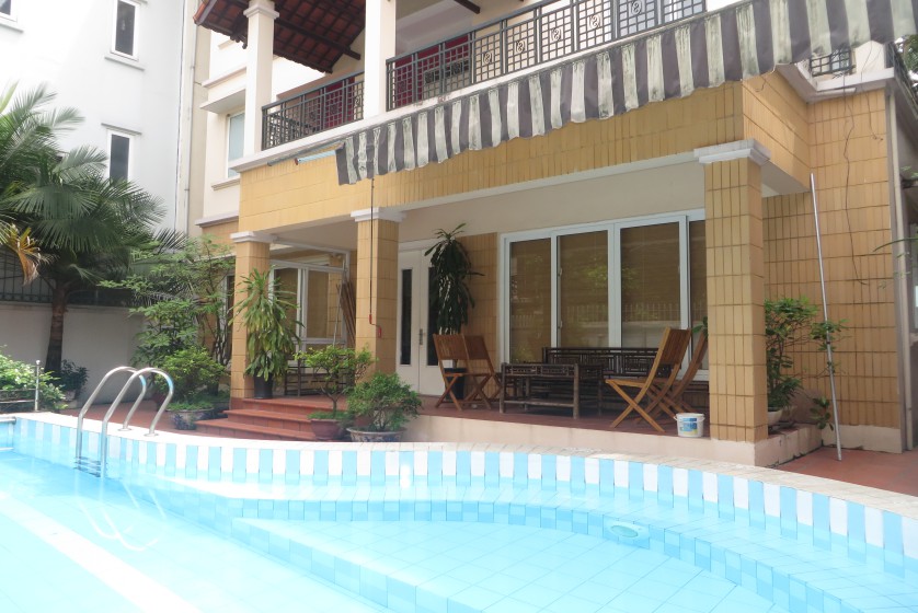 House in Xuan Dieu Tay Ho, Hanoi to lease with swimming pool